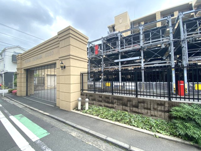 【駐車場】 | ヴェレーナ横浜磯子 | 駐車場です。