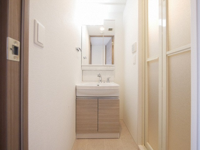 レジュールアッシュOSAKA今里駅前の洗面所