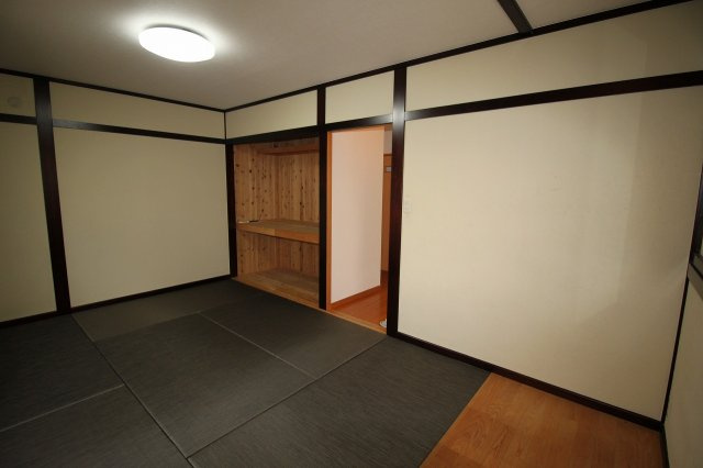 新屋敷　中古戸建　（リフォーム済）の和室|1Ｆ　4.5帖