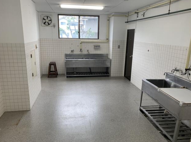 湖南市吉永の事務所のロビー