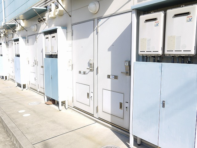 レオパレスグッドウエストのその他共用部分|玄関周り