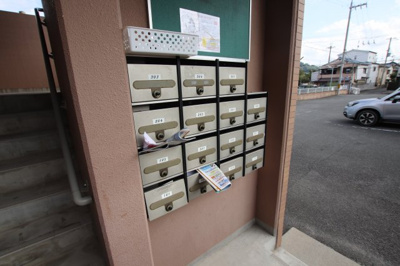  | グランルージュ