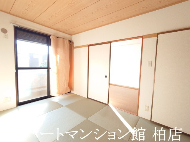 ファーストコーポⅡの和室