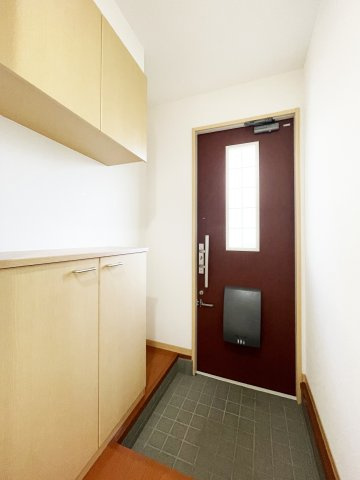 ヒカリハイツ　Aの玄関
