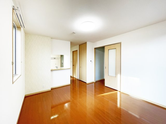 ヒカリハイツ　Aの居間・リビング