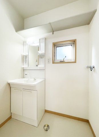 ヒカリハイツ　Aの洗面所