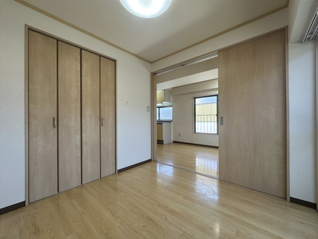 メゾン三晴の寝室