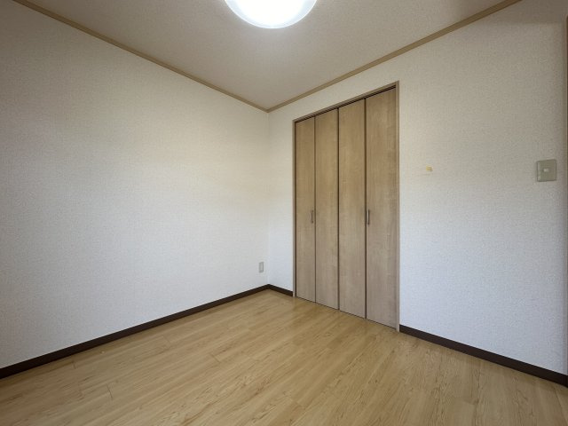 メゾン三晴の寝室