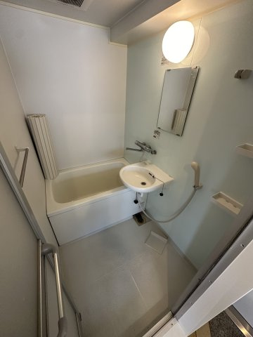 メゾン三晴の浴室