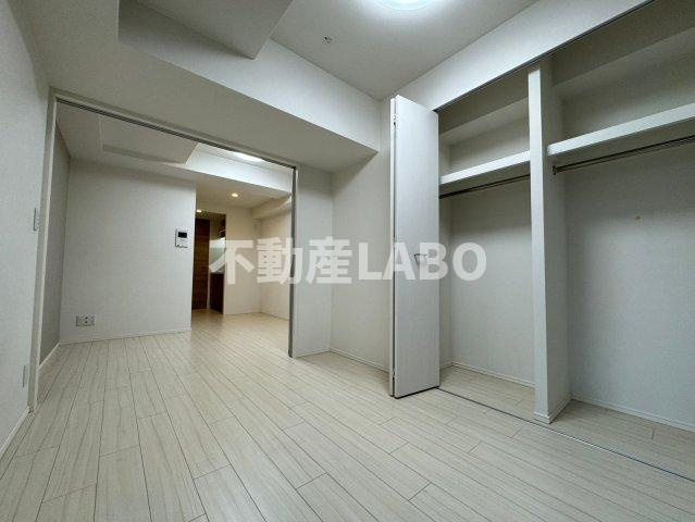 TLRレジデンス本町WESTの洋室