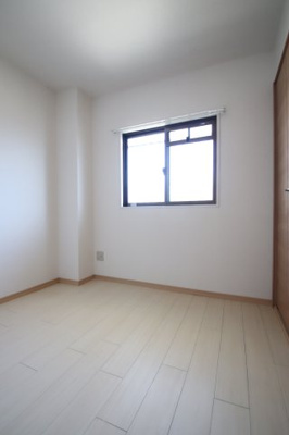 【寝室】 | ソルジェンテ金剛