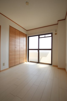 【洋室】 | ソルジェンテ金剛