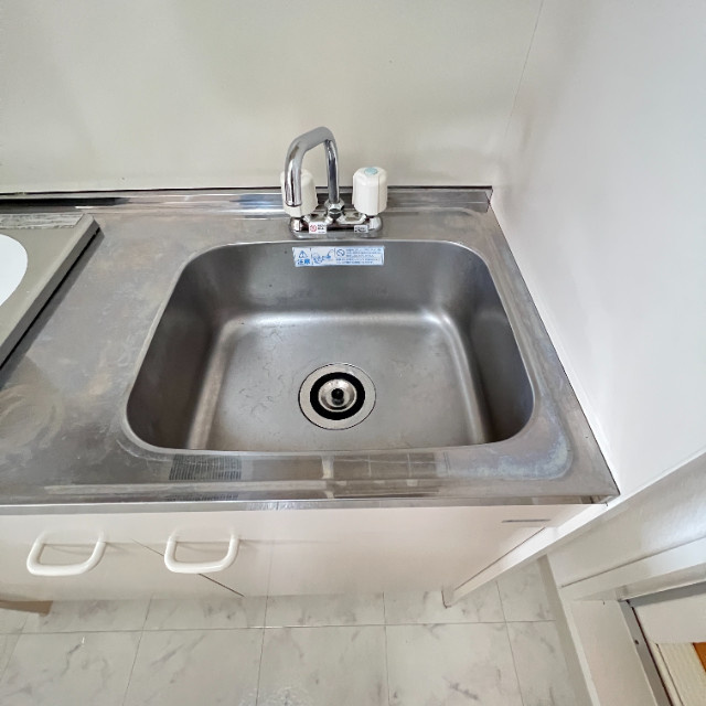 マンションプレビアのキッチン|コンパクトなキッチンで掃除もラクラク