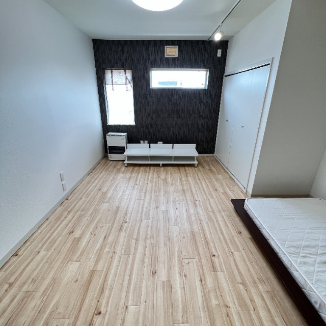 マンションプレビアの居間・リビング|こちらのリビングで趣味の時間をお楽しみください