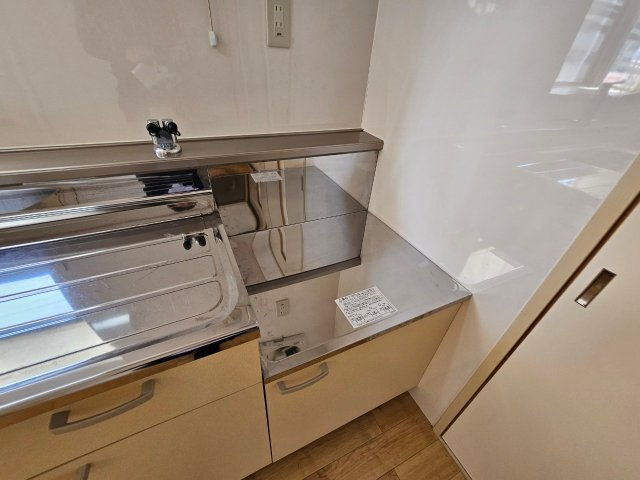 信和マンションのキッチン