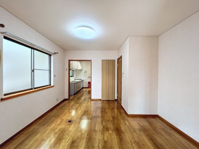 【居間・リビング】 | 下作延1丁目戸建て