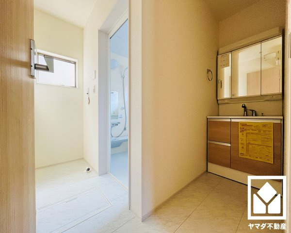 伏見区深草願成町　1号棟の洗面所