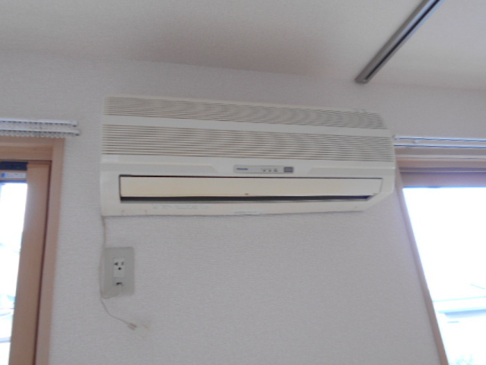 ﾙﾐｴｰﾙﾓﾅﾘｴ|エアコン