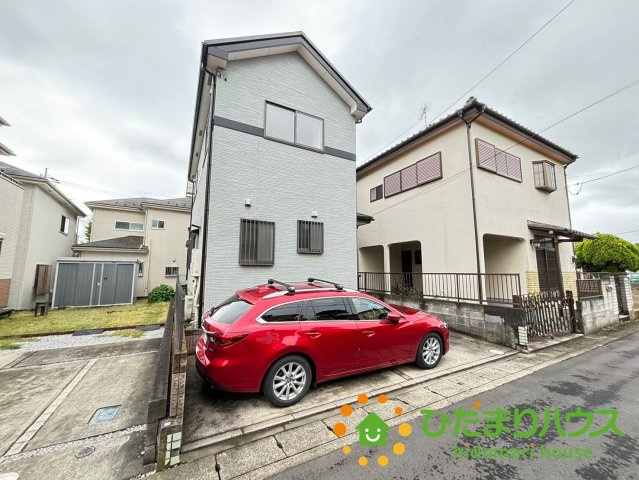 伊奈町寿2丁目　中古一戸建ての駐車場