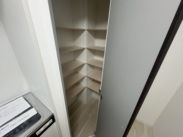 シークロジュマンの収納|パントリー