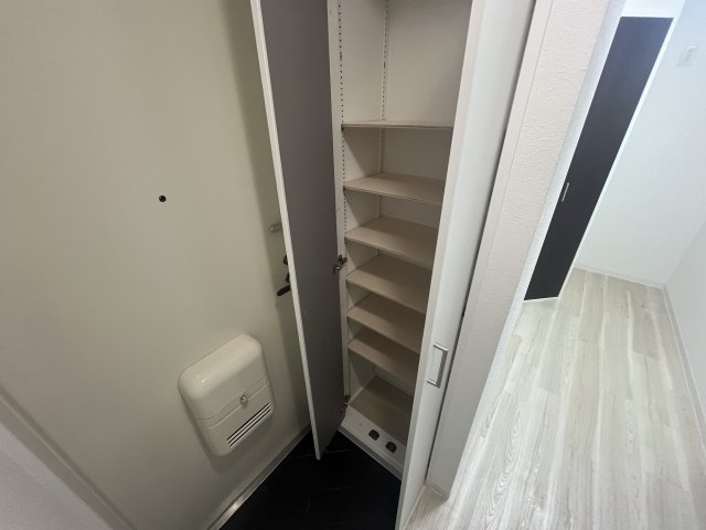 シークロジュマンの収納|シューズボックス