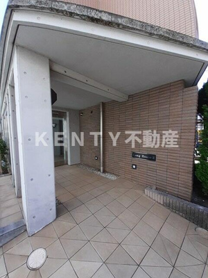 【エントランス】 | Ｌｏｎｇ　ＨｏｕｓｅⅡ | 毎日通るエントランスはこのようになっています