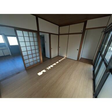 熊本市東区桜木２丁目の一戸建ての洋室