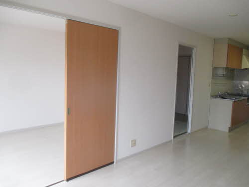 岸和田市池尻町のハイツの内装|内装も気になるポイント