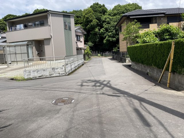 各務原市蘇原清住町４丁目の前面道路含む現地写真