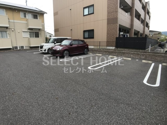 【駐車場】 | エスペランサＢ棟 | 駐車場があります