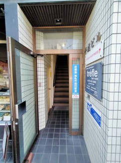 【エントランス】