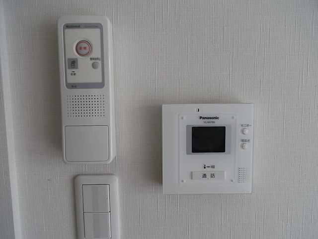 クオーレ六甲のセキュリティ|モニター付インターフォン