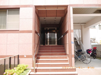 【エントランス】