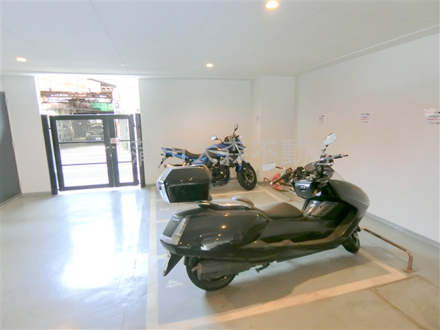 ステージグランデ蒲田アジールコートのその他共用部分|バイク置き場　空き状況はお問合せ下さい。