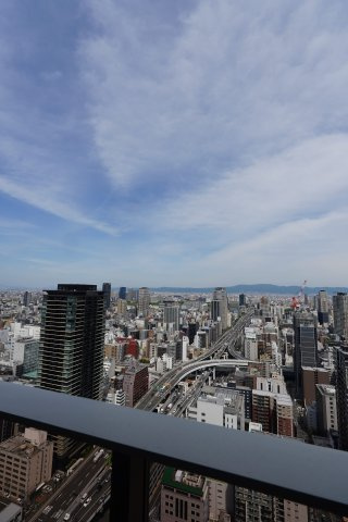 ローレルタワー堺筋本町の展望