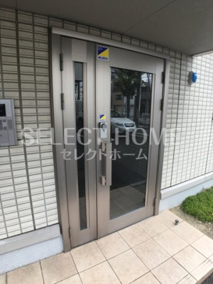 【エントランス】 | カサ・ルーチェ | 毎日通るエントランスはこのようになっています