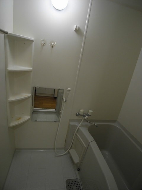 大学生協指定学生会館　イストワールの浴室