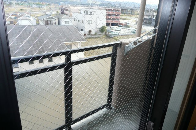 大学生協指定学生会館　イストワールのバルコニー