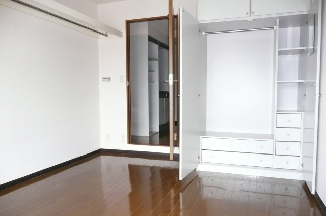 大学生協指定学生会館　イストワールの収納