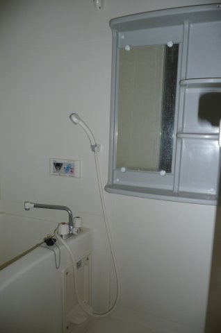 サンフィールドライタの浴室