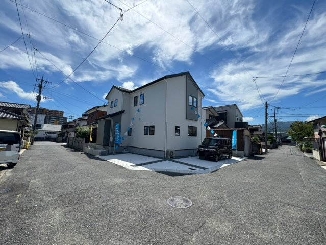 ーBloomーブルームー小倉南区津田新町1丁目1期　【小倉南区　新築戸建て】の前面道路含む現地写真|角地で日当たり良好です♪