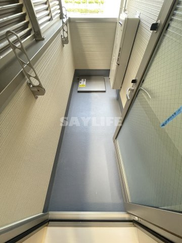 フジパレス高井田本通のバルコニー