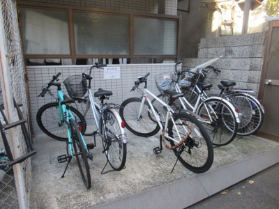【その他共用部分】 | エスタイル小阪(河内小阪賃貸） | 駐輪場です