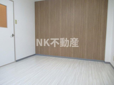 【居間・リビング】 | エスタイル小阪(河内小阪賃貸） | 洋室です