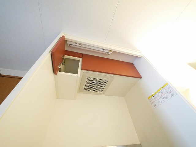 レオパレスナップロイヤルのキッチン|キッチンです