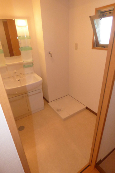 ※同マンション別部屋の参考写真です。