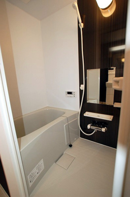 【浴室】 | カーサフェリーチェ和白 | 別号室の写真になります。現況優先。