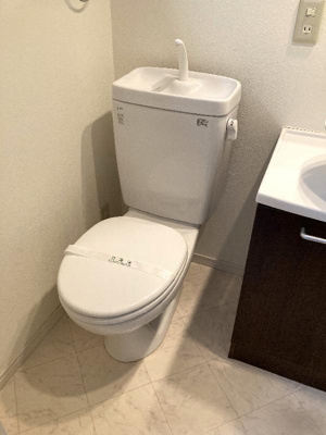 【トイレ】 | Scarlet高宮 | 別号室の写真になります。現況優先。