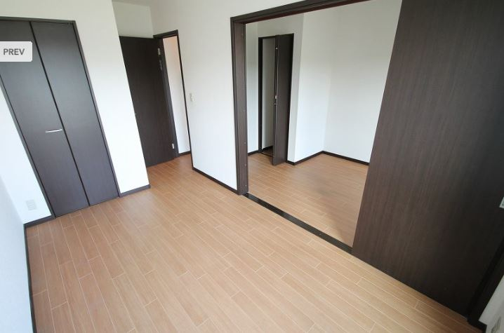 フェニックス麻の寝室