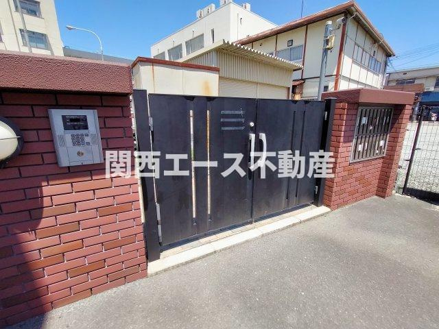 【エントランス】 | レオネクスト曙
